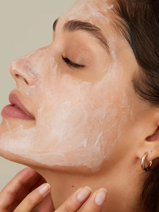 Alpha-H Micro Super Scrub sfeer