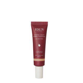 idun minerals Hydrasoft Mineral Foundation ingrid