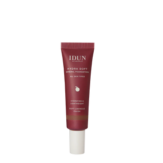 idun minerals Hydrasoft Mineral Foundation yrsa