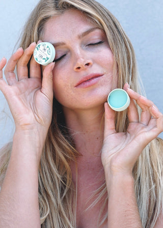 Thank Me Later Lipbalm SPF 25 - Cucumber & Mint sfeer 2