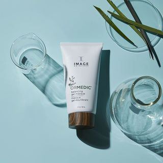 Image Skincare ORMEDIC - Balancing Gel Masque sfeer