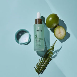 Image Skincare ORMEDIC - Balancing Antioxidant Serum sfeer
