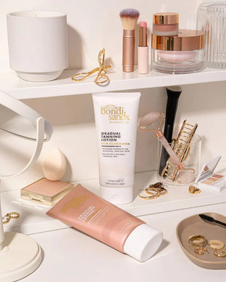 Bondi Sands Skin Illuminator Gradual Tanning Lotion sfeerfoto