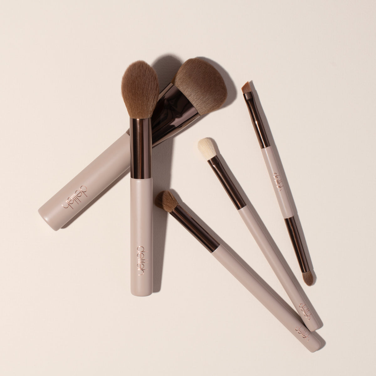 Delilah brushes sfeer afbeelding