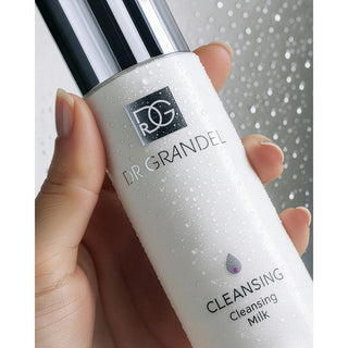 Dr. Grandel Cleansing Milk detail