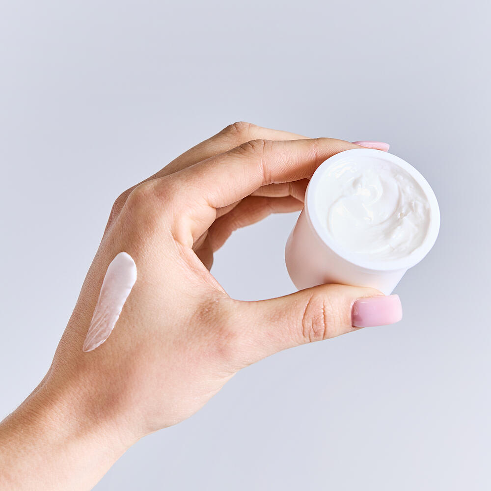 Dr. Grandel Hyaluron Refill Cream structuur-twee