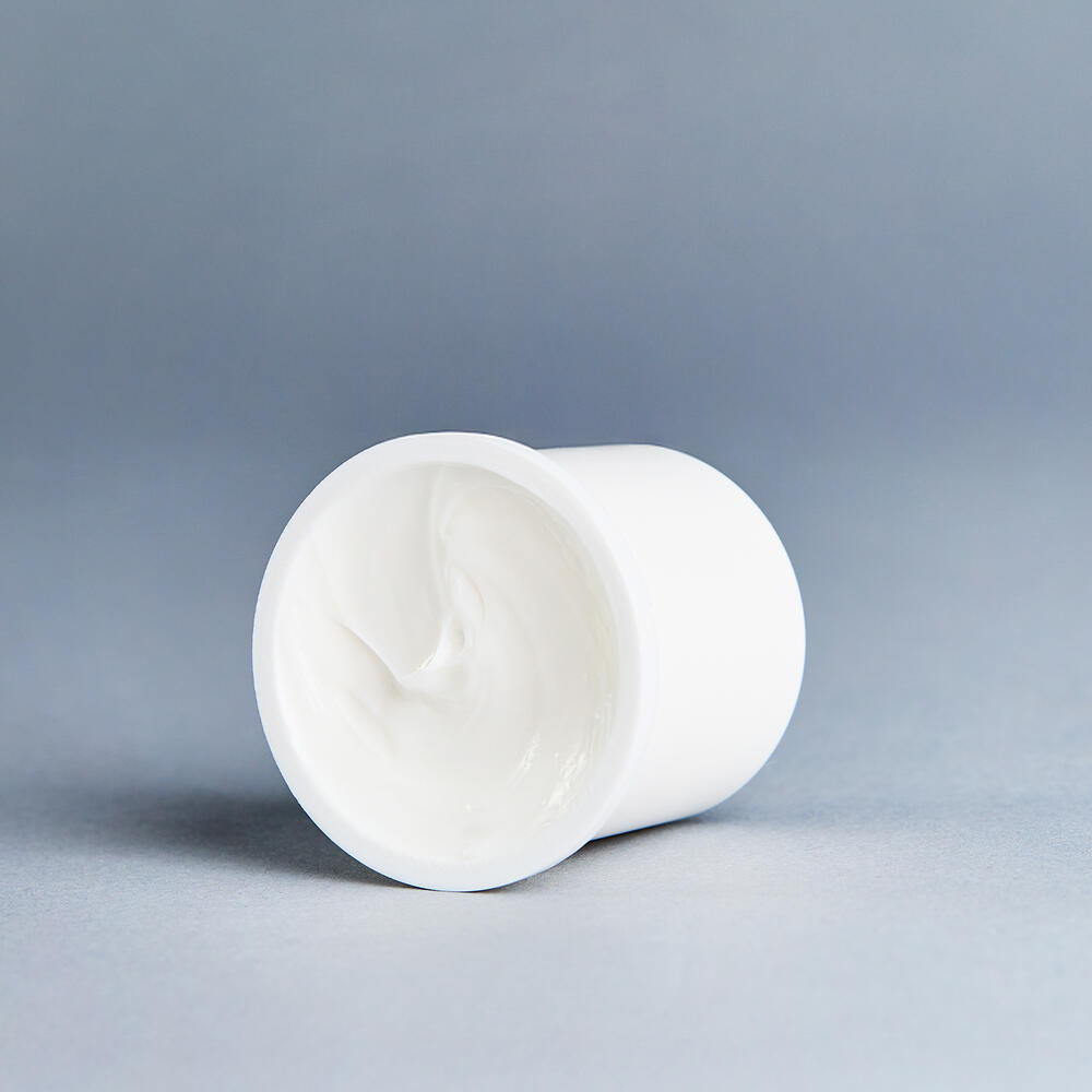 Dr. Grandel Hyaluron Refill Cream structuur