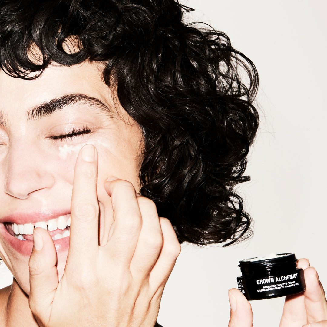 Grown Alchemist Regenerating Eye Cream sfeer