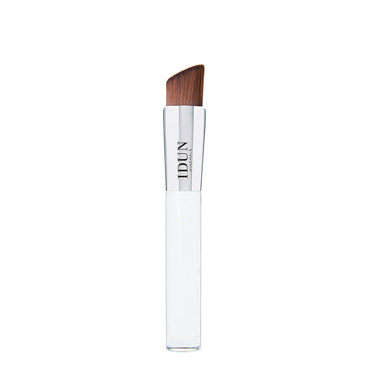 IDUN Minerals Liquid Foundation brush