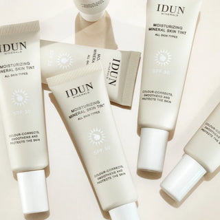 IDUN Minerals Moisturizing Mineral Skin Tint SPF30 sfeer