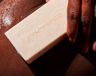 Malin+Goetz Vitamin B5 Hydrating Bar - Strawberry sfeer1