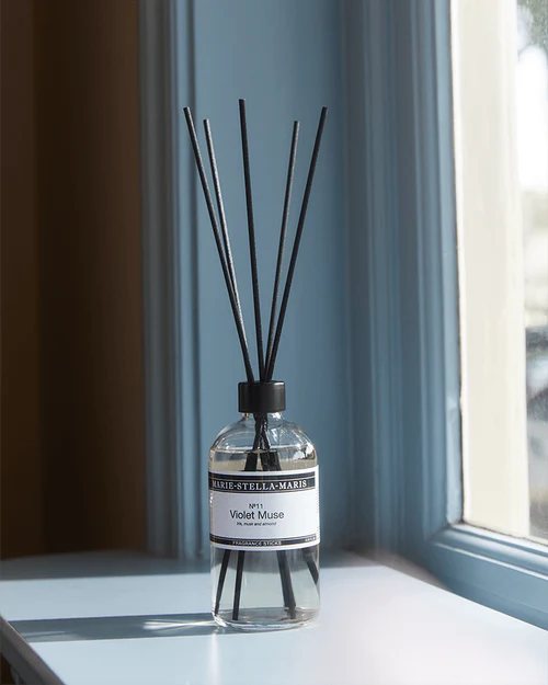 Marie-Stella-Maris Fragrance Sticks - Violet Muse sfeer