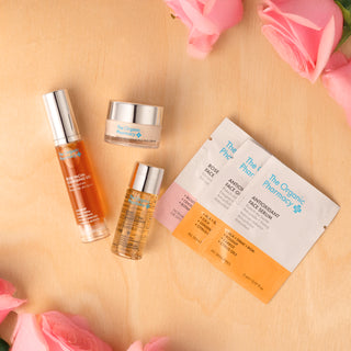 The Organic Pharmacy Advanced Anti Ageing Skincare Kit sfeer producten