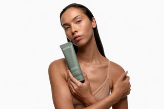 Alpha-H Smoothing AHA Face and Body Scrub model met tube