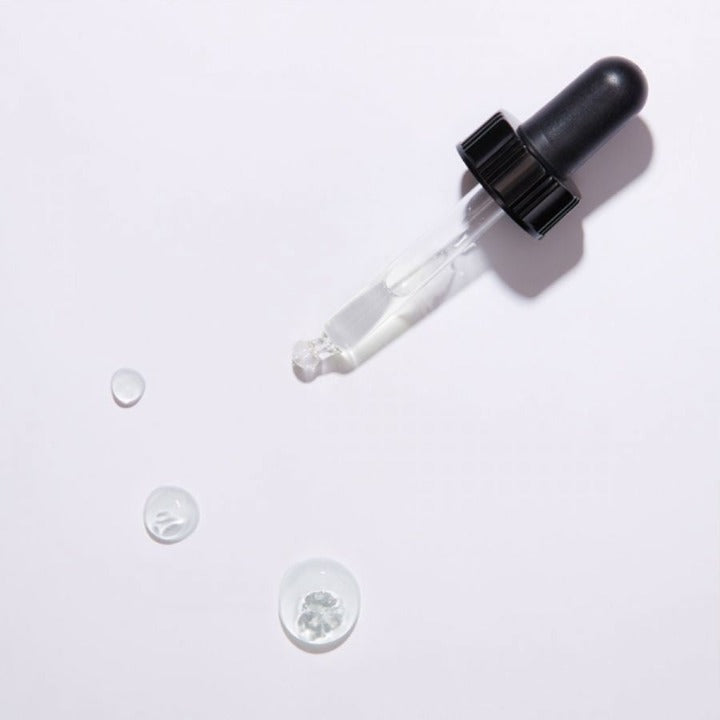 Medik8 Intelligent Retinol 3TR 15ml pipet met druppels serum