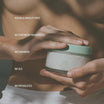Corpus Naturals No. Green Body Butter 160ml pot in de hand met productvoordelen