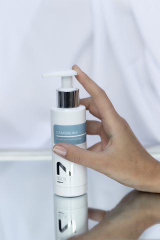 Nouvital Cleansing Milk