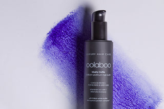 Oolaboo Blushy Truffle Platinum Shampoo met paarse verfstreek
