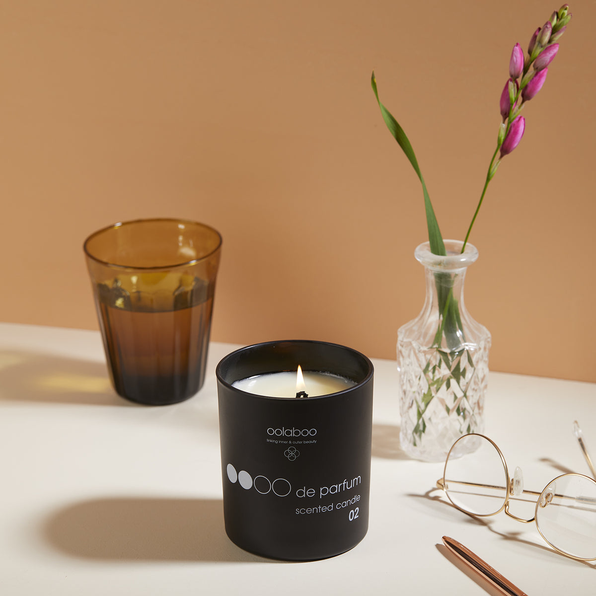 Oolaboo OOOO de Parfum Scented Candle 02 met glas en bloemen