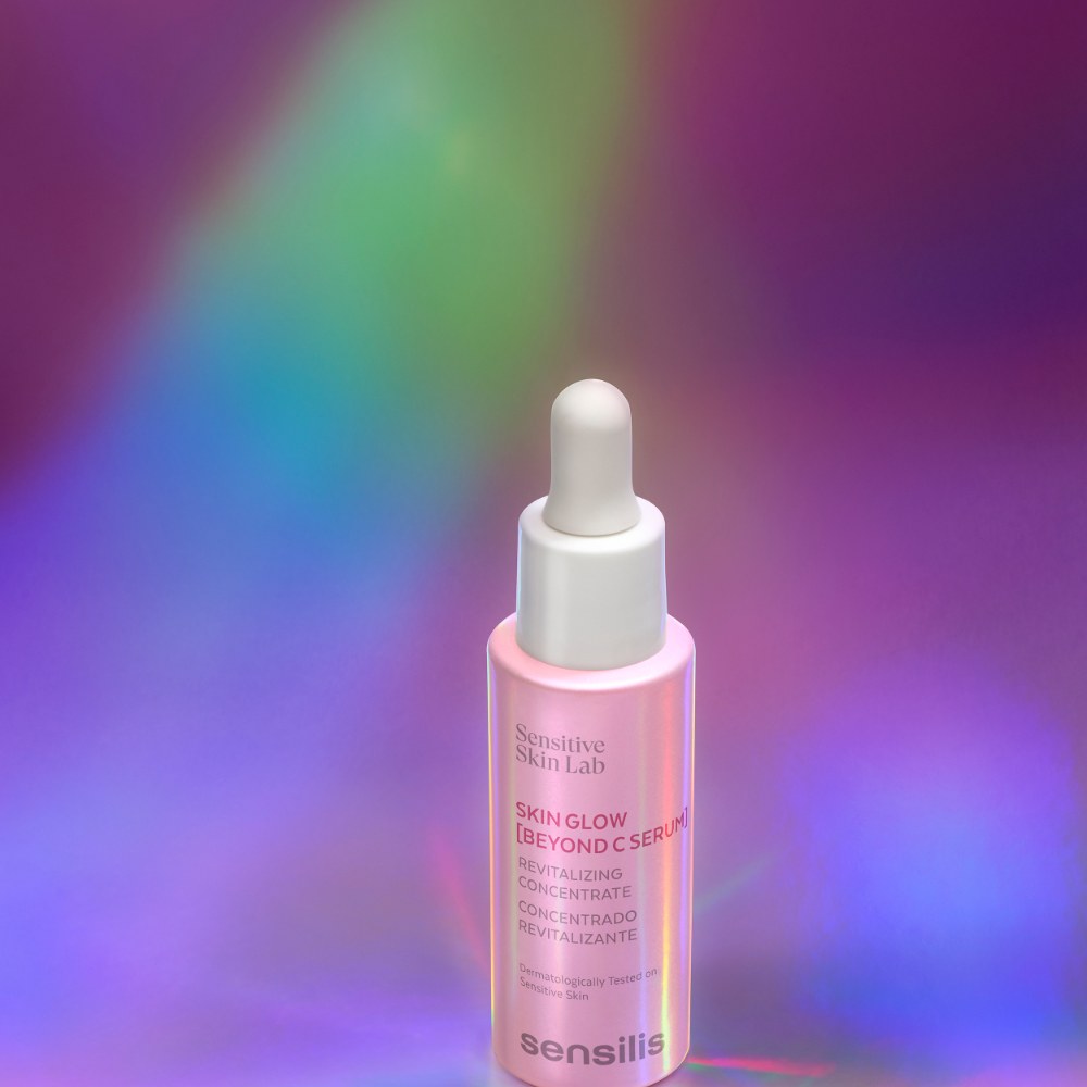 Sensilis Skin Glow Beyond-C Serum 30ml flacon in paars licht