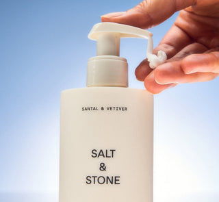 Salt & Stone Body Lotion - Santal & Vetiver substantie